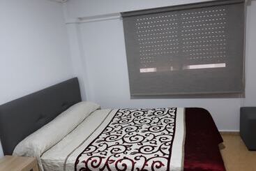 여관 Pension Colón