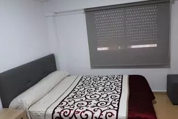 فندق فئة نجمة واحدة Pension Colón