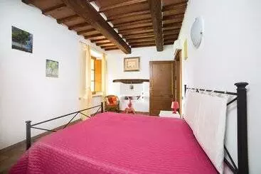 Hotel Rural Serraiola Alta
