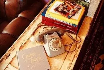 تختخواب و صبحانه Meravilla