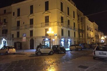 Hostal Sax Palazzo Sarro