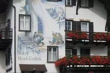 Hotel Monti Pallidi