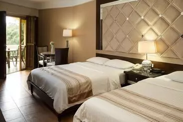 Henann Regency Resort And Spa