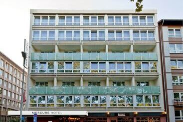 בית מלון כפרי Mercure Mainz City Center