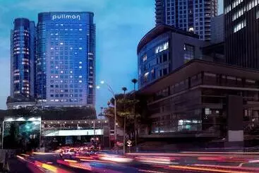 Pullman Kuala Lumpur City Centre Hotel & Residences