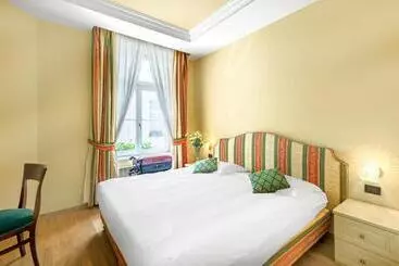 Residence St. Andrew's Palace