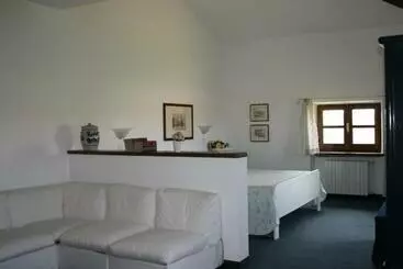 Maaseutuhotelli B&b Monvicino