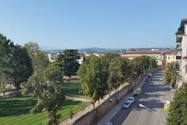 پانسیون Vroom510