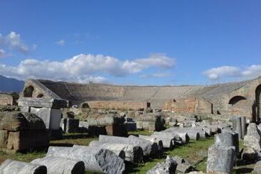 Nocleg ze śniadaniem Camere Riviera Di Ulisse
