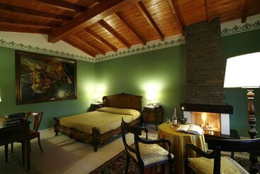 בית מלון כפרי Castellinaria