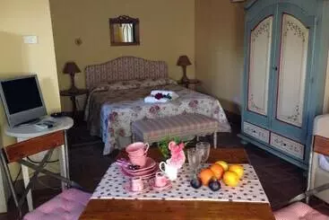 Residenssi Il Borghetto Andrea Tafi