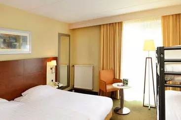 בית מלון כפרי Tulip Inn Leiderdorp