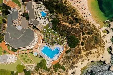 Auramar Beach Resort