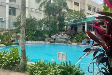 ホテル Rainbow Paradise Beach Resort