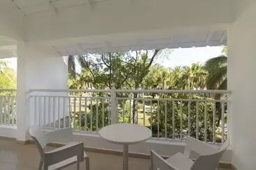 Wyndham Alltra Samana All Inclusive Resort