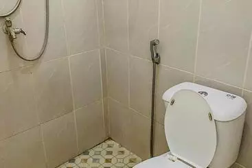 Otel Reddoorz Syariah Near Universitas Muhammadiyah Jember