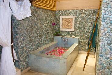 בית מלון כפרי Taman Rahasia Tropical Sanctuary And Spa