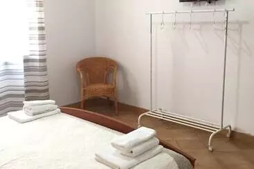 Anthea B&b