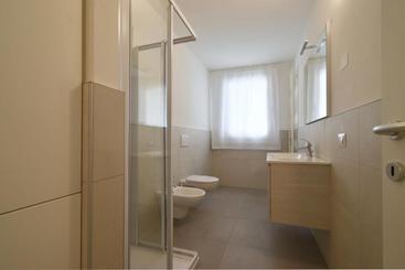 هتل آپارتمان Residence Al Molo   Agenzia Cocal