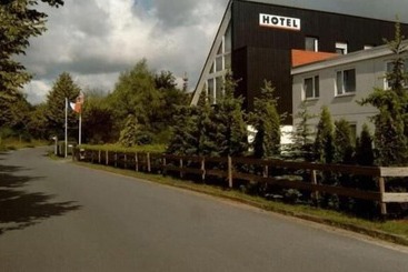 Отель Café Galerie Smart Tv Free Parking