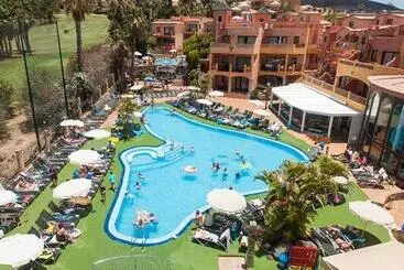 فندق Villa Mandi Golf Resort