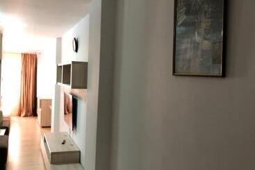 هتل آپارتمان Gabroveni Apart