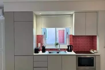 Cardeal Suites & Apartments