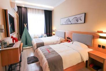 Jun Hotels Gangxi Nanning Wuming Xiangshan Avenue