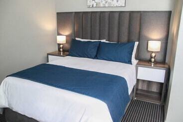 Hotel The Cato Suites