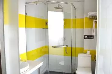 Hotel 7days Inn Xinyang Minquan Road Minqiao