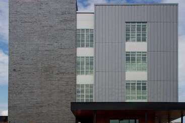 هتل The Haywood El Dorado, Tapestry Collection By Hilton