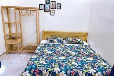 هتل Xoài Xanh Hostel & Villa