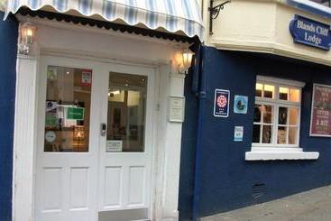 צימר Blands Cliff Lodge