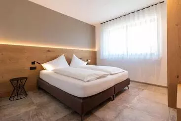 هتل Villa Montis