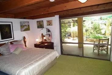Shady Grove B&b