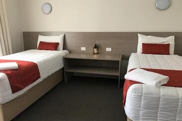 فندق على الطريق Acacia Motor Lodge