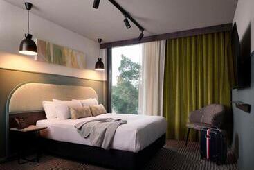 בית מלון כפרי The Brook By Nightcap Plus