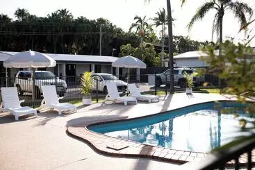 Aparthotel Kinka Palms Motel