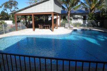 Курорт Woodgate Beach Houses