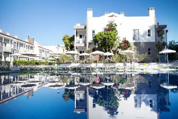 아파트 Coral Compostela Beach Golf