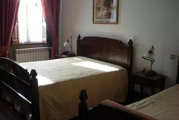 هتل Falcao De Mendonca