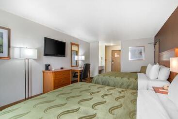 酒店 Quality Inn Kearney Liberty