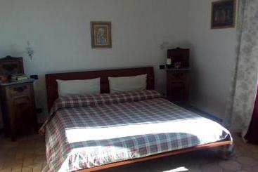 ホテル B&b Giulia