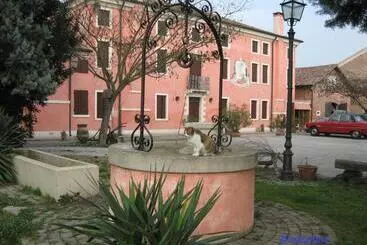 Hotel Bordeghina B&b In Farmhouse