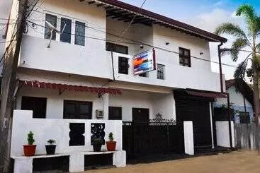 Hotel Chrish Residence