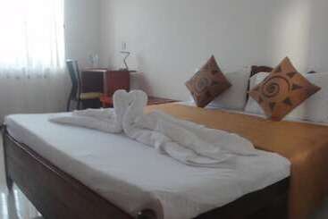 Hotel Negombo Fortress