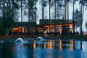 هتل Okhta Park