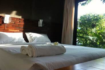 호텔 Paan Puan Place