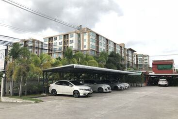 Siri Service Apartment