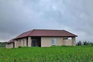 Hotel Touchwood Bliss